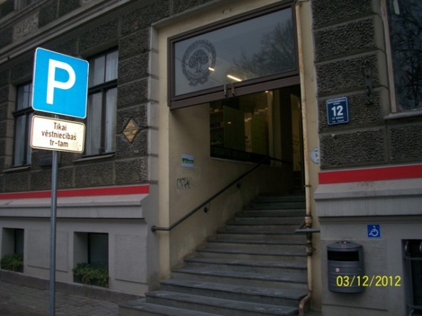 Invalīdi Saeimā (2)